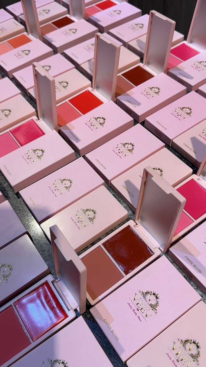 #3 . Deep Plum Cheek Blush